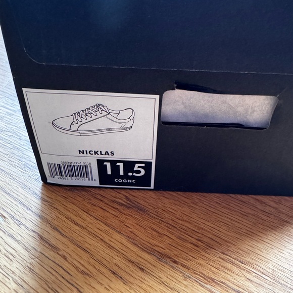 Banana Republic Men's Nicklas Shoes - Picture 3 of 3